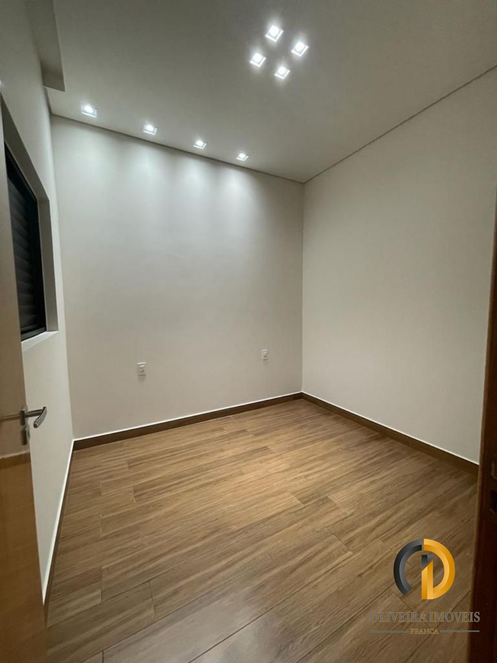 Casa Residencial em Franca - Sp, Esplanada Primo Meneghetti II