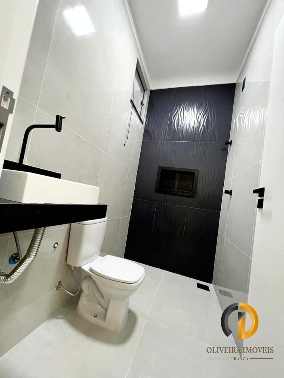 Encantadora casa com espaço amplo e moderno