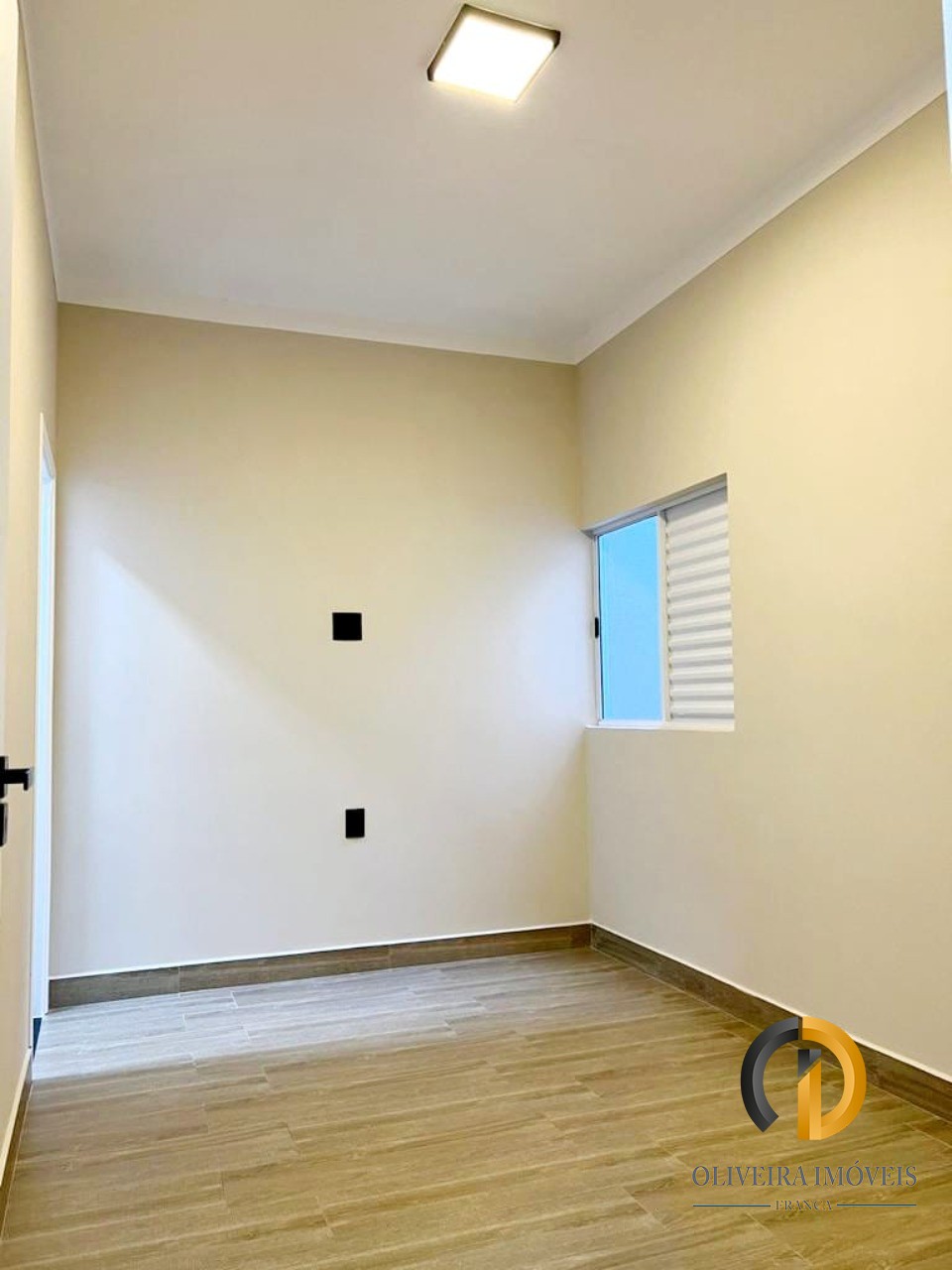 Encantadora casa com espaço amplo e moderno