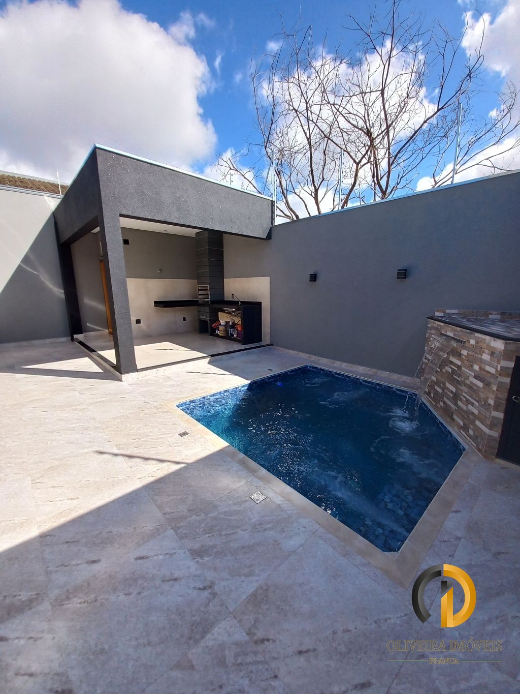 Casa Residencial em Franca - SP, JARDIM FLÓRIDA