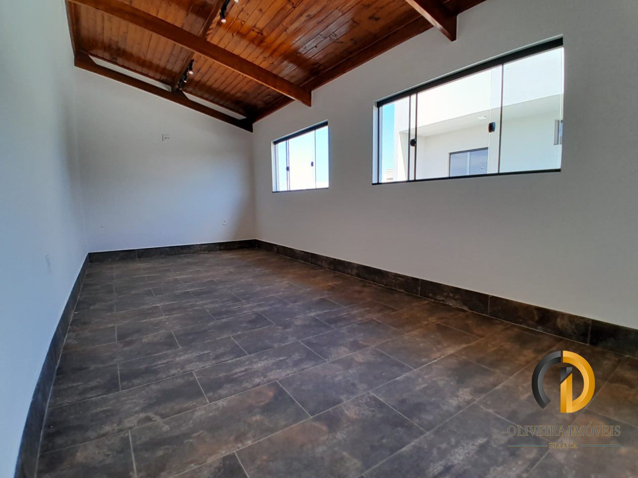Lindo sobrado á venda Jardim Natal- Franca Sp