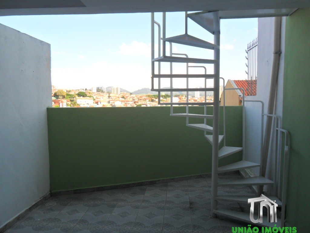 Casa à venda em Bragança Paulista-SP, bairro Aparecida: 2 quartos, 1 sala, 1 banheiro, 1 vaga, 80m². Confira já!