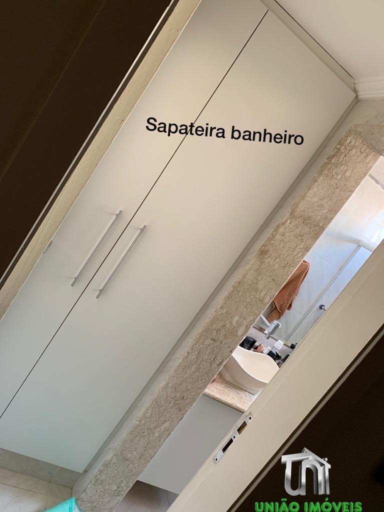 Imóvel Exclusivo no Centro de Bragança Paulista-SP: Casa de 3 Quartos, 1 Suíte, 2 Salas e 2 Vagas de Garagem!