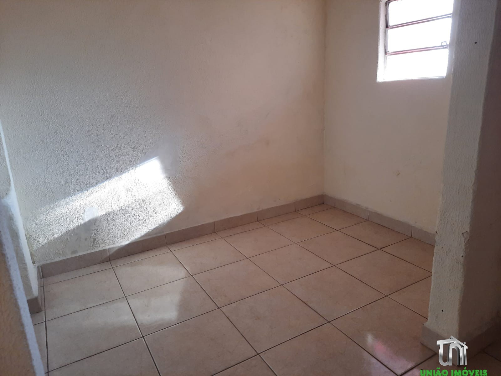Imperdível: Casa à Venda no Centro de Bragança Paulista-SP, 3 Quartos, 1 Suíte, 3 Salas, 2 Banheiros, 221m². Venha Conferir!