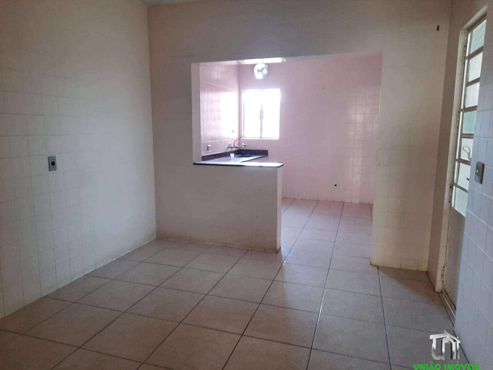 Imperdível: Casa à Venda no Centro de Bragança Paulista-SP, 3 Quartos, 1 Suíte, 3 Salas, 2 Banheiros, 221m². Venha Conferir!