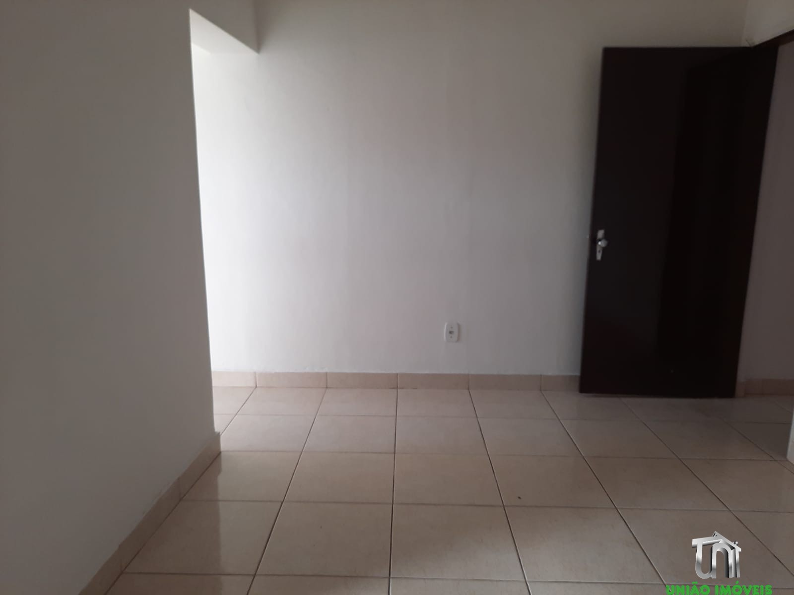 Imperdível: Casa à Venda no Centro de Bragança Paulista-SP, 3 Quartos, 1 Suíte, 3 Salas, 2 Banheiros, 221m². Venha Conferir!