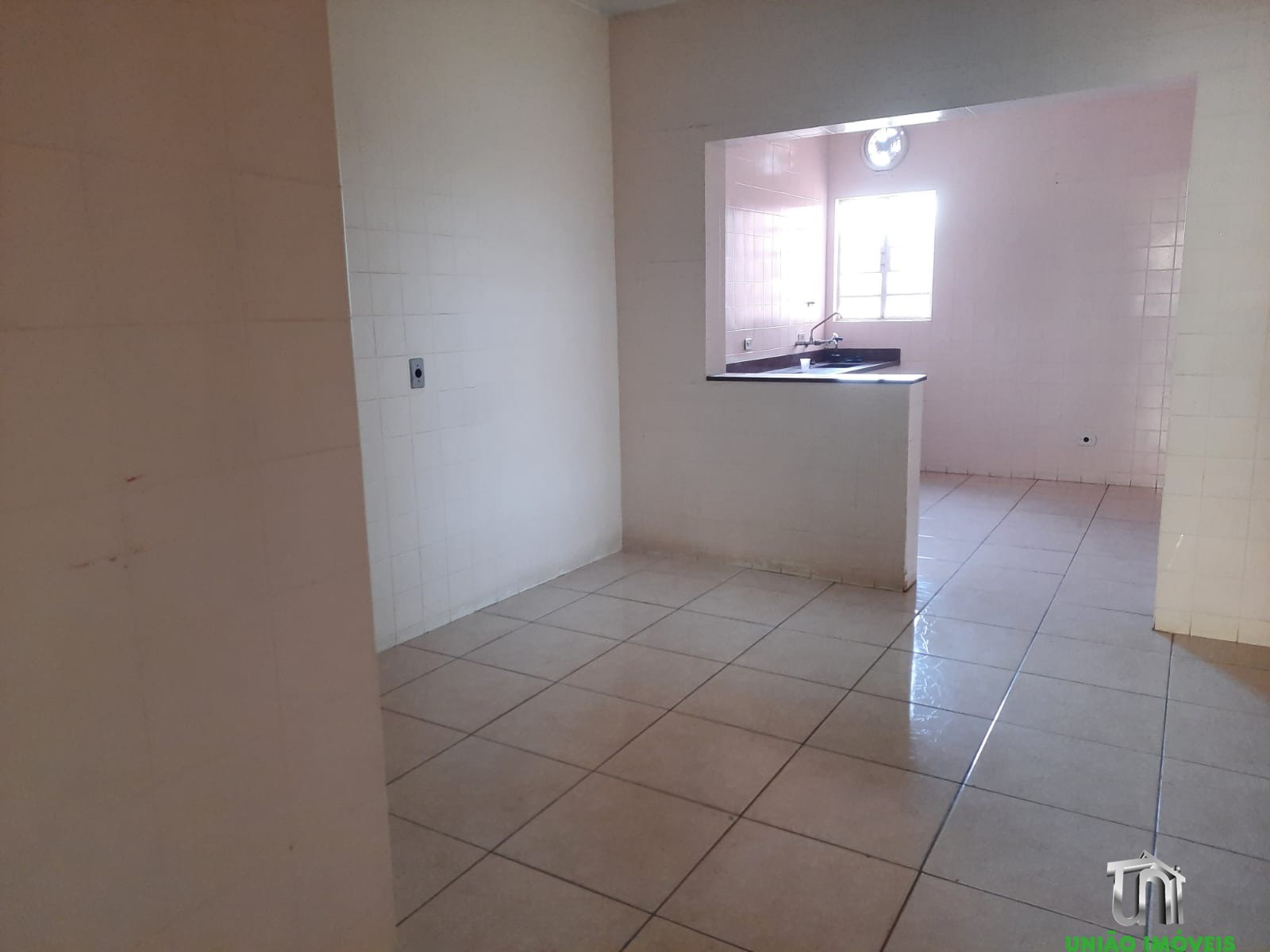 Imperdível: Casa à Venda no Centro de Bragança Paulista-SP, 3 Quartos, 1 Suíte, 3 Salas, 2 Banheiros, 221m². Venha Conferir!
