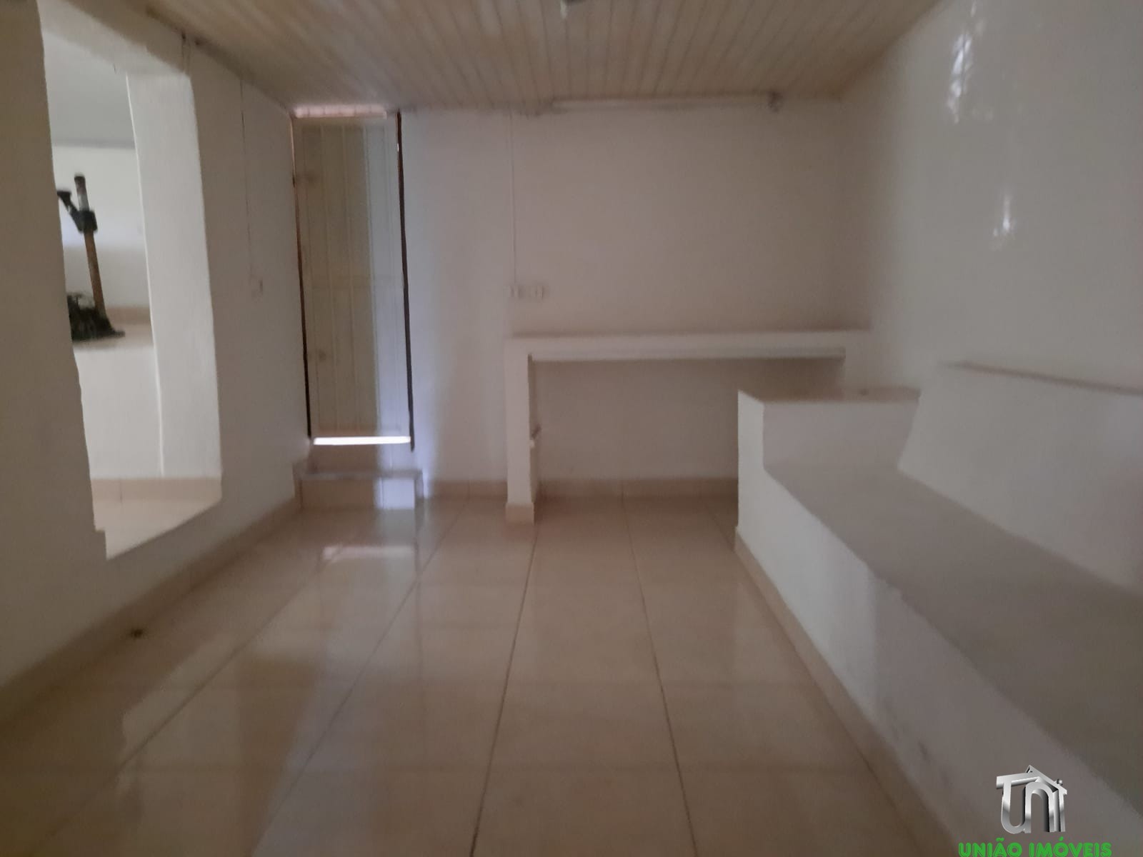 Imperdível: Casa à Venda no Centro de Bragança Paulista-SP, 3 Quartos, 1 Suíte, 3 Salas, 2 Banheiros, 221m². Venha Conferir!