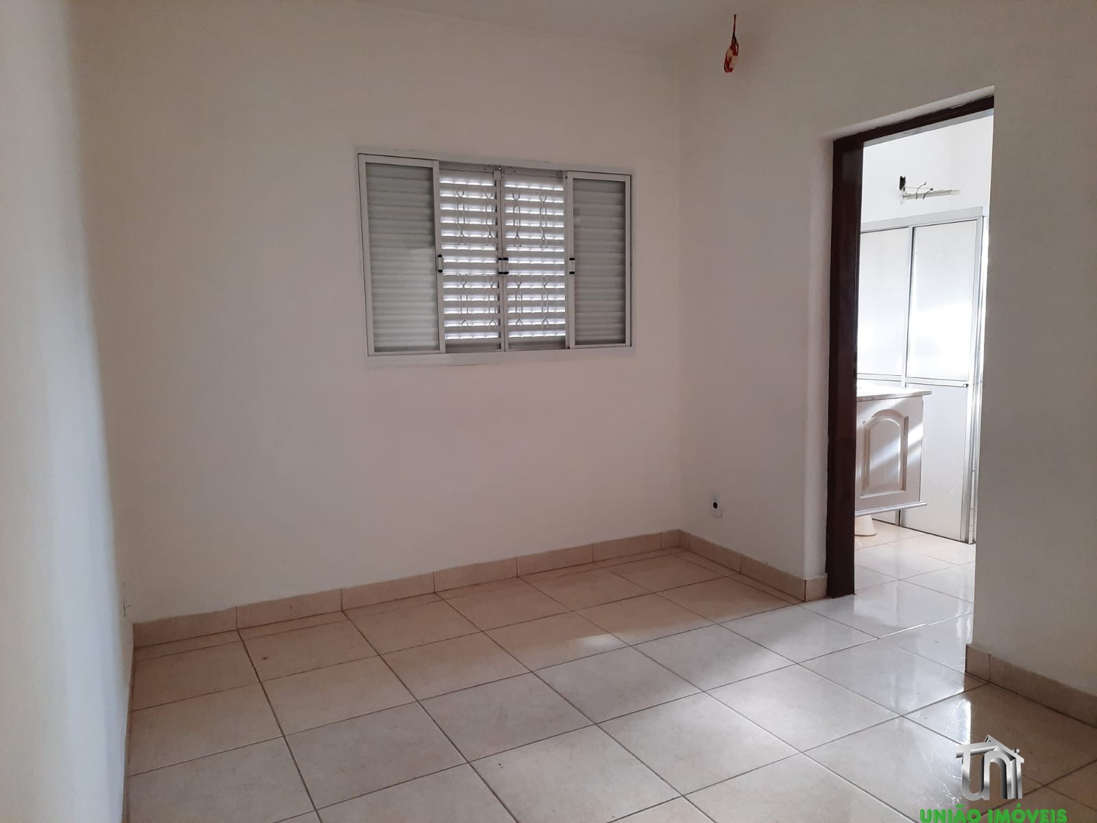 Imperdível: Casa à Venda no Centro de Bragança Paulista-SP, 3 Quartos, 1 Suíte, 3 Salas, 2 Banheiros, 221m². Venha Conferir!