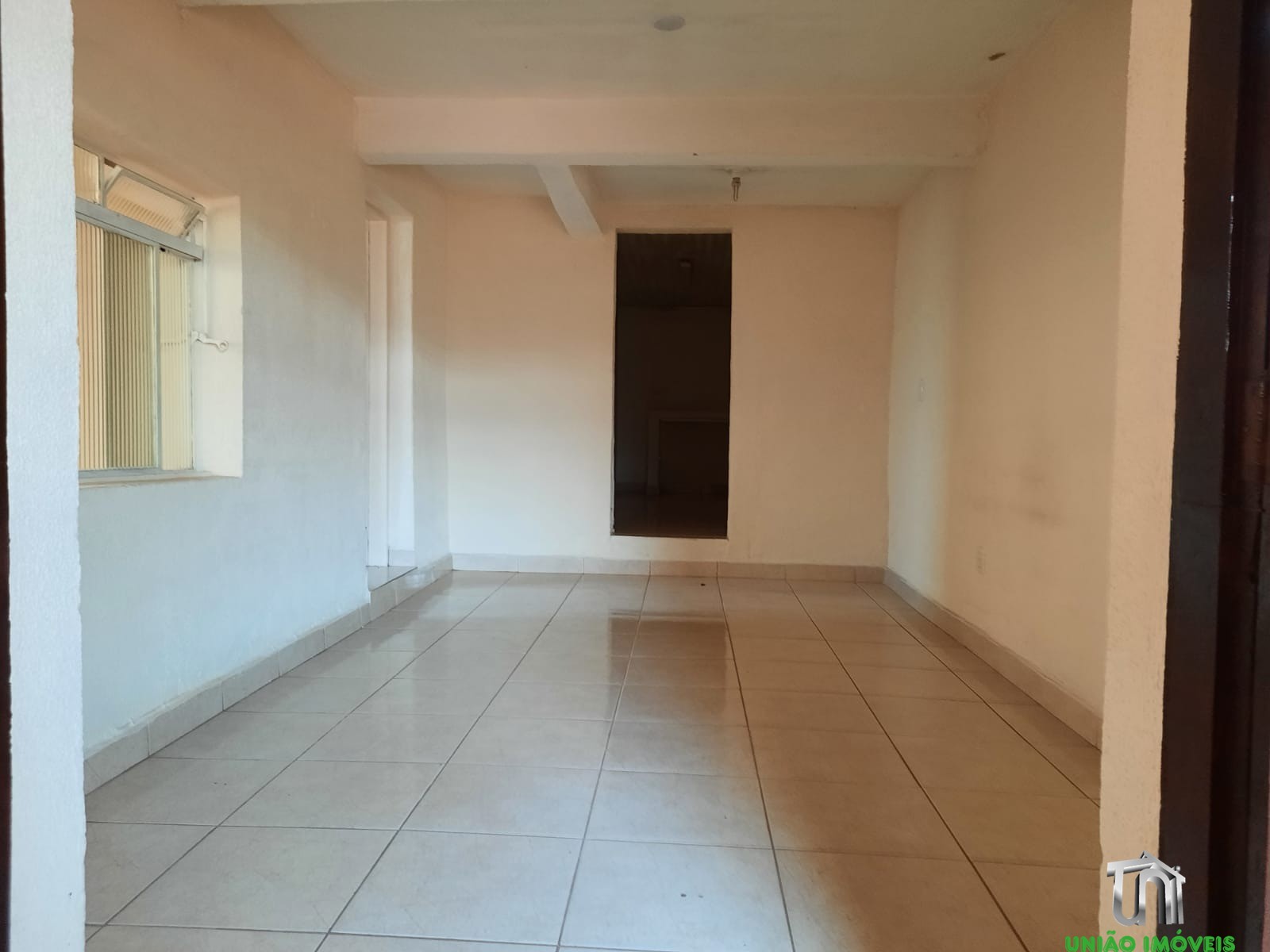 Imperdível: Casa à Venda no Centro de Bragança Paulista-SP, 3 Quartos, 1 Suíte, 3 Salas, 2 Banheiros, 221m². Venha Conferir!