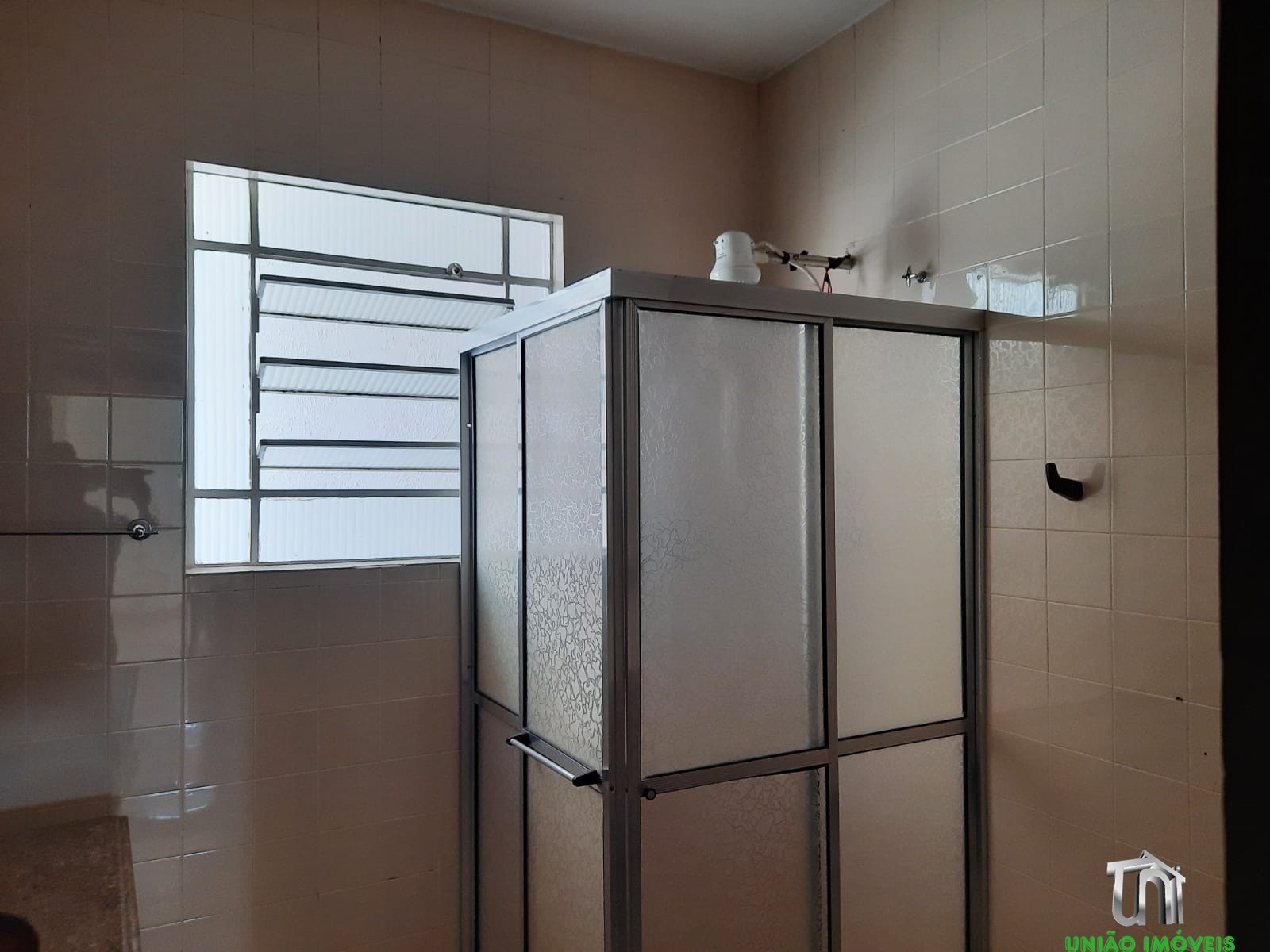 Imperdível: Casa à Venda no Centro de Bragança Paulista-SP, 3 Quartos, 1 Suíte, 3 Salas, 2 Banheiros, 221m². Venha Conferir!