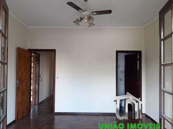 Casa de luxo no centro de bragança paulista-sp: 3 quartos, 1