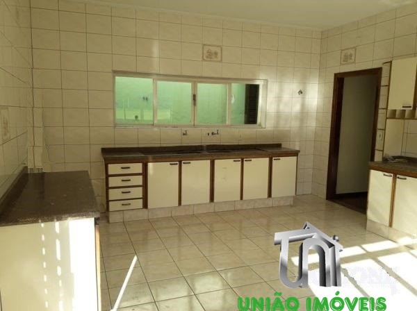 Casa de luxo no centro de bragança paulista-sp: 3 quartos, 1