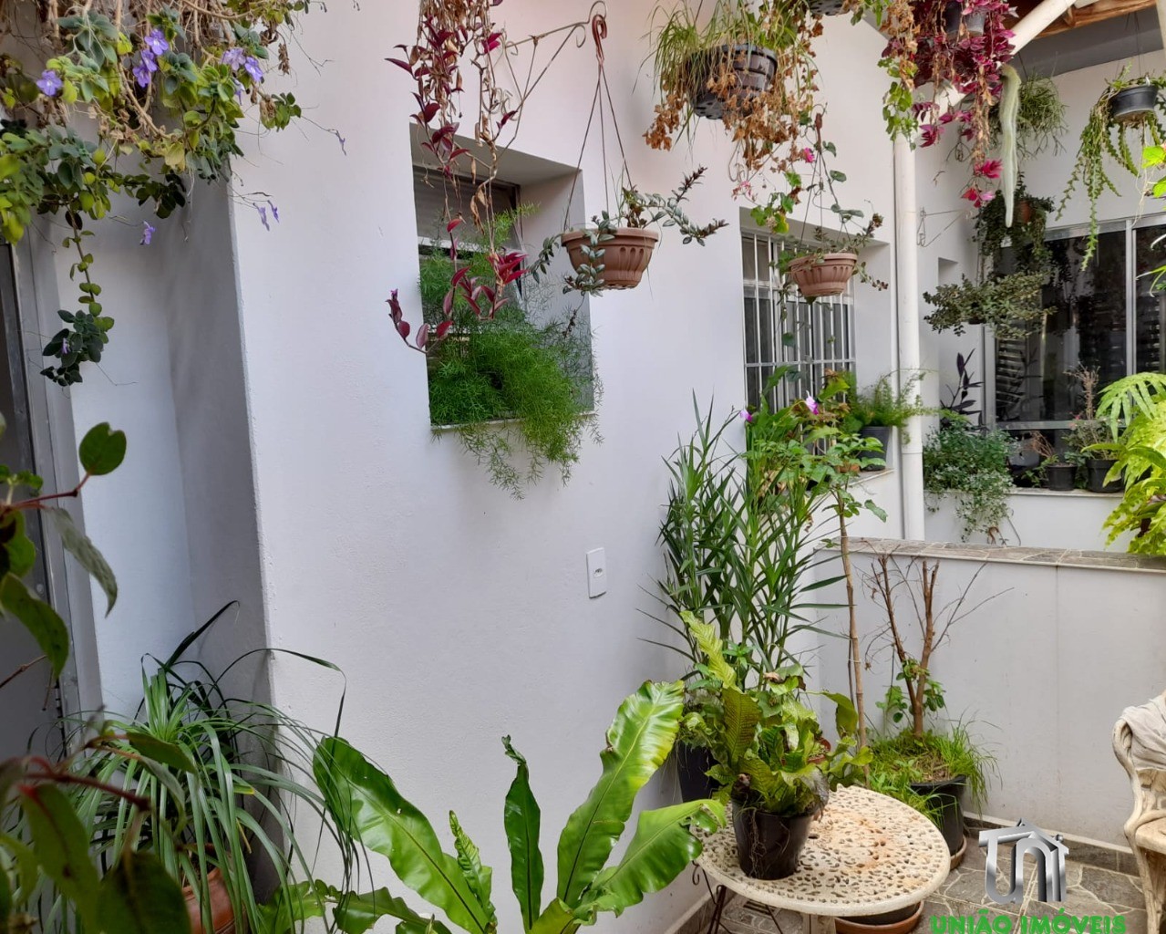 Casa à Venda no Centro de Bragança - 3 Quartos, 2 Suítes, 200m² - Estuda Permuta na Zona Sul e Jd. Santa Rita de Cássia!
