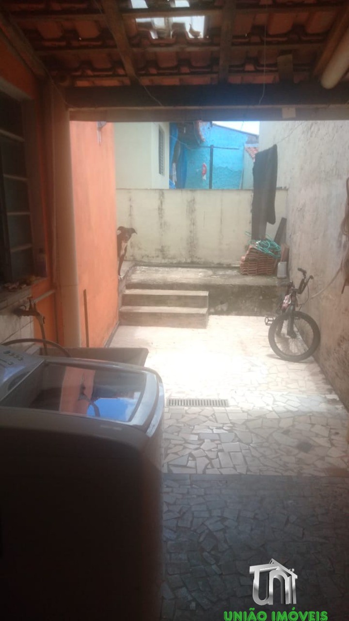 Encante-se com esta incrível oportunidade: casa à venda em b