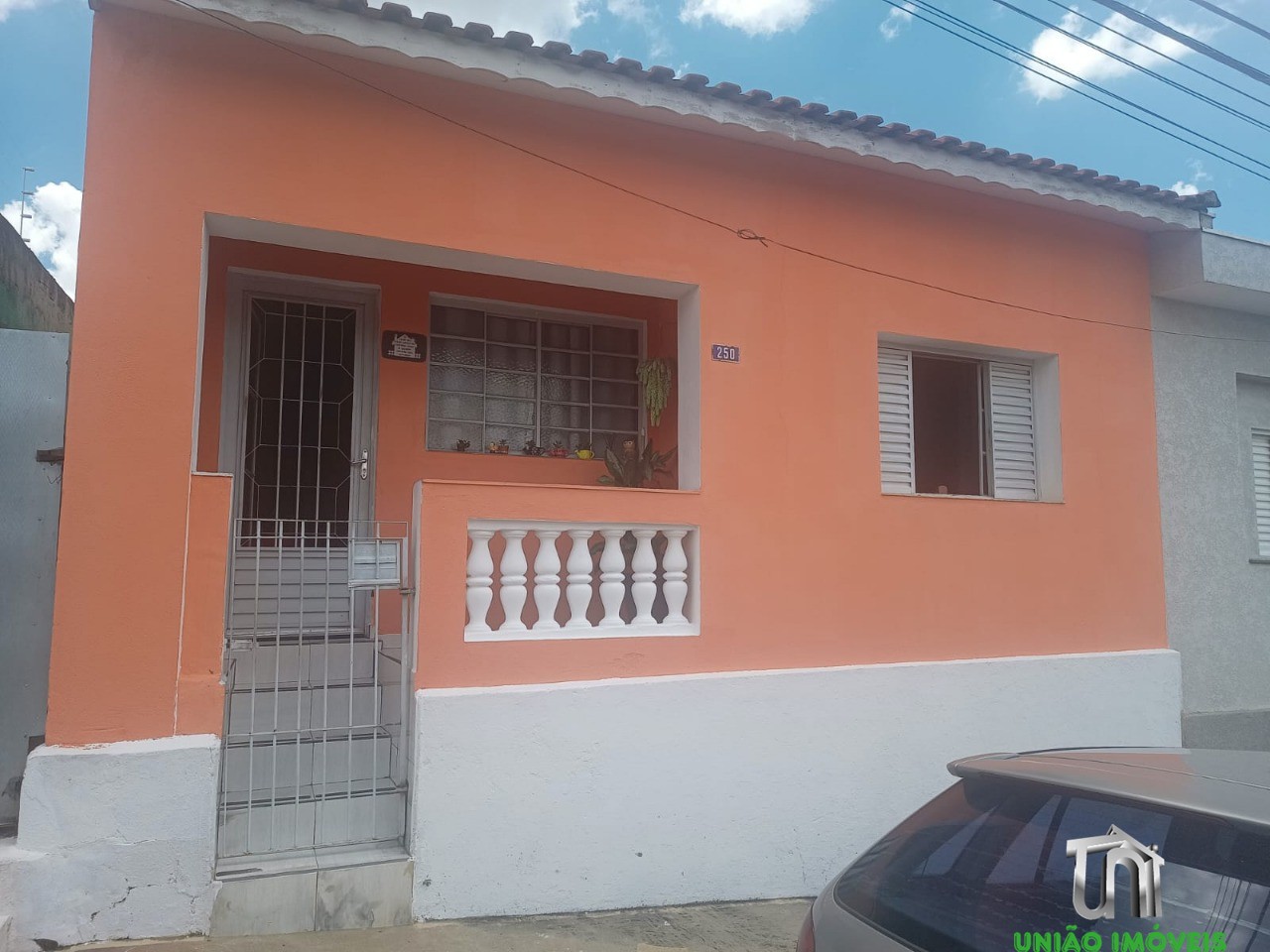 Encante-se com esta incrível oportunidade: casa à venda em b