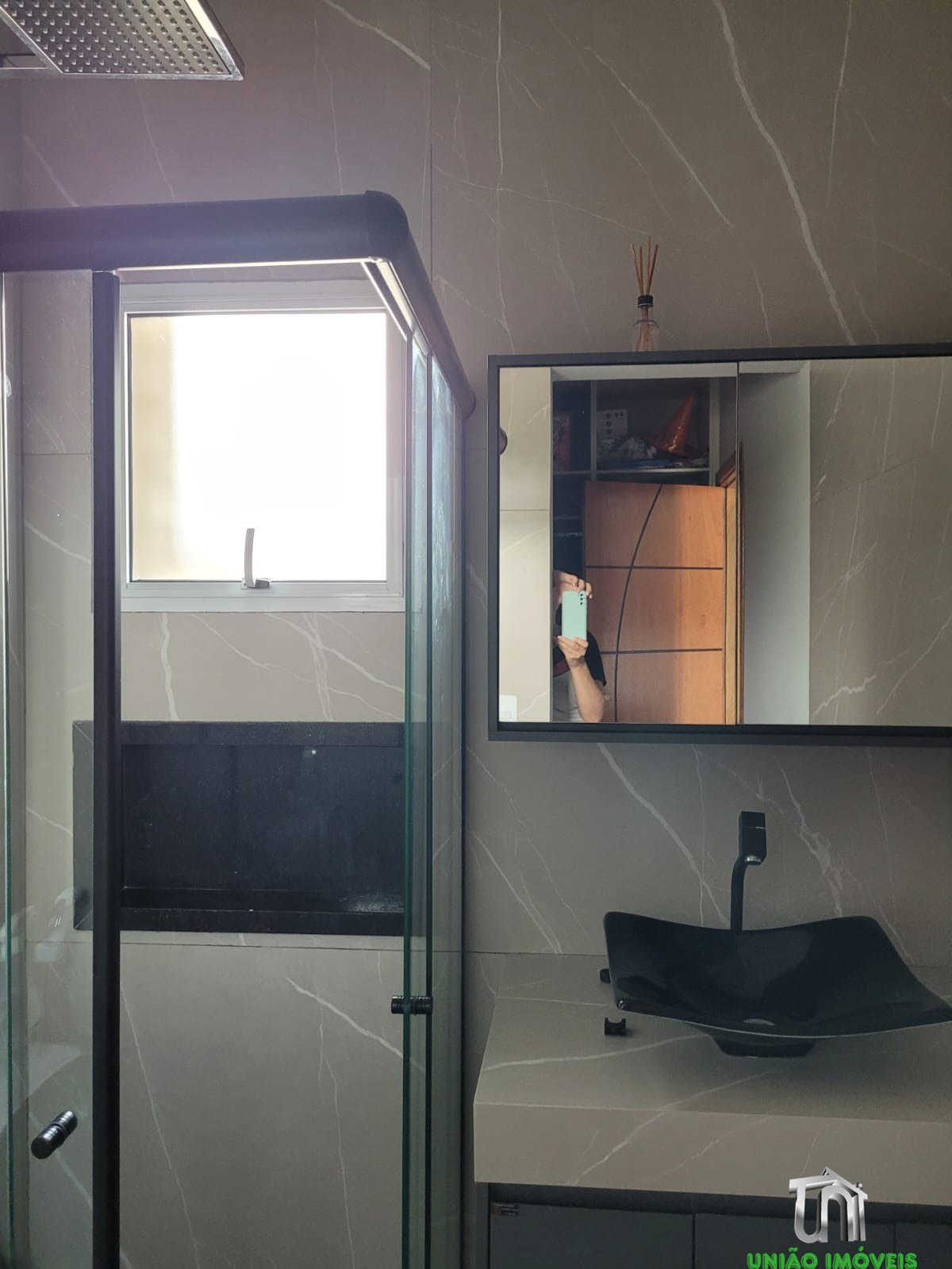 Imperdível casa em condomínio no centro industrial rafael di