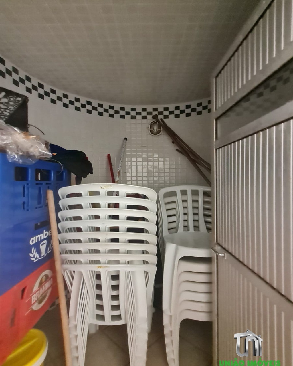 Casa Residencial de Alto Padrão no Jardim Europa, Bragança Paulista-SP: 6 quartos, 3 suítes, 5 salas, 6 banheiros, 2 vagas de garagem, 600m² de área.
