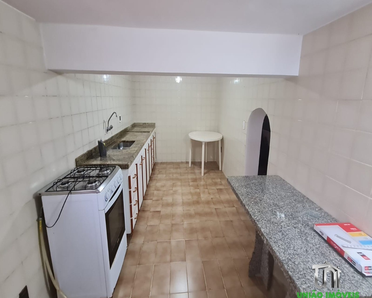 Casa Residencial de Alto Padrão no Jardim Europa, Bragança Paulista-SP: 6 quartos, 3 suítes, 5 salas, 6 banheiros, 2 vagas de garagem, 600m² de área.