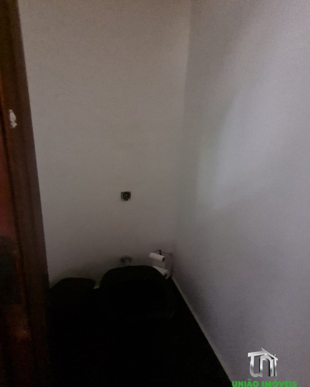 Casa Residencial de Alto Padrão no Jardim Europa, Bragança Paulista-SP: 6 quartos, 3 suítes, 5 salas, 6 banheiros, 2 vagas de garagem, 600m² de área.