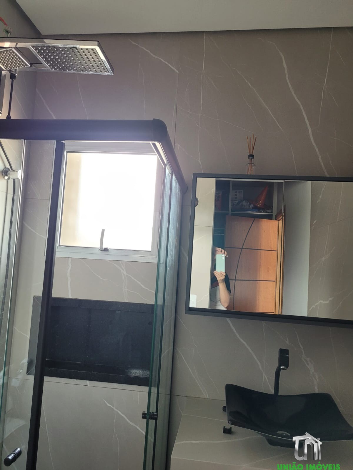 Imperdível casa em condomínio no centro industrial rafael di