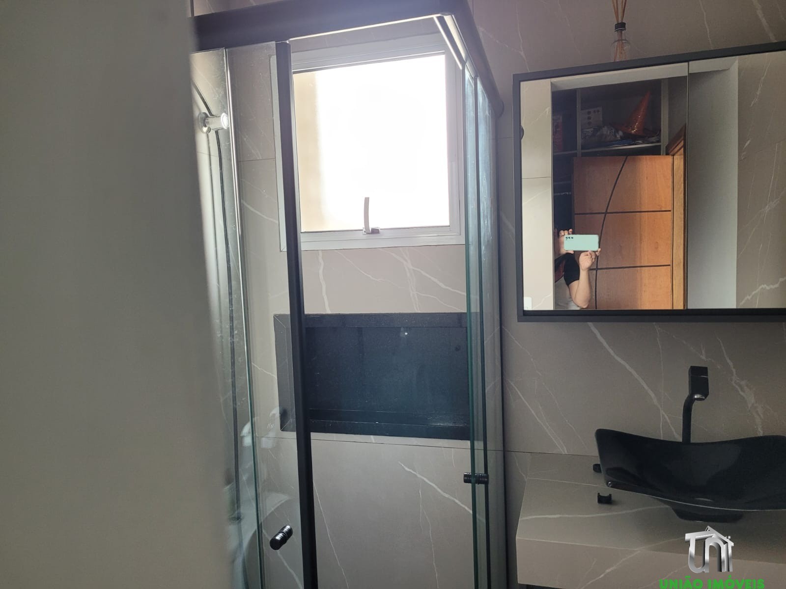 Imperdível casa em condomínio no centro industrial rafael di