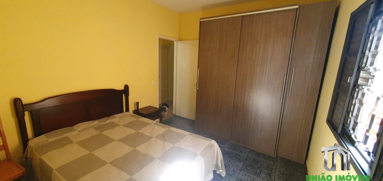 Residência moderna com 2 quartos e churrasqueira na cidade j