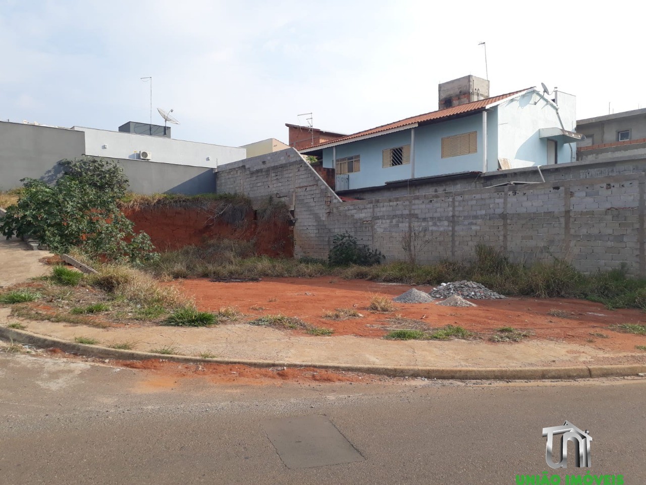Terreno único à venda no vista alegre: 372,14 m² de área em 