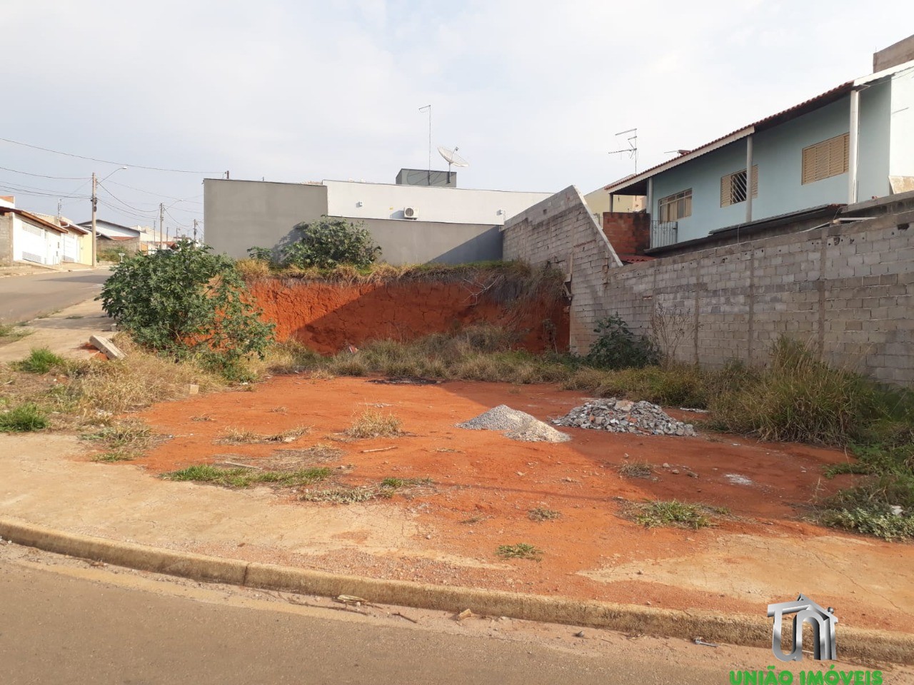 Terreno único à venda no vista alegre: 372,14 m² de área em 