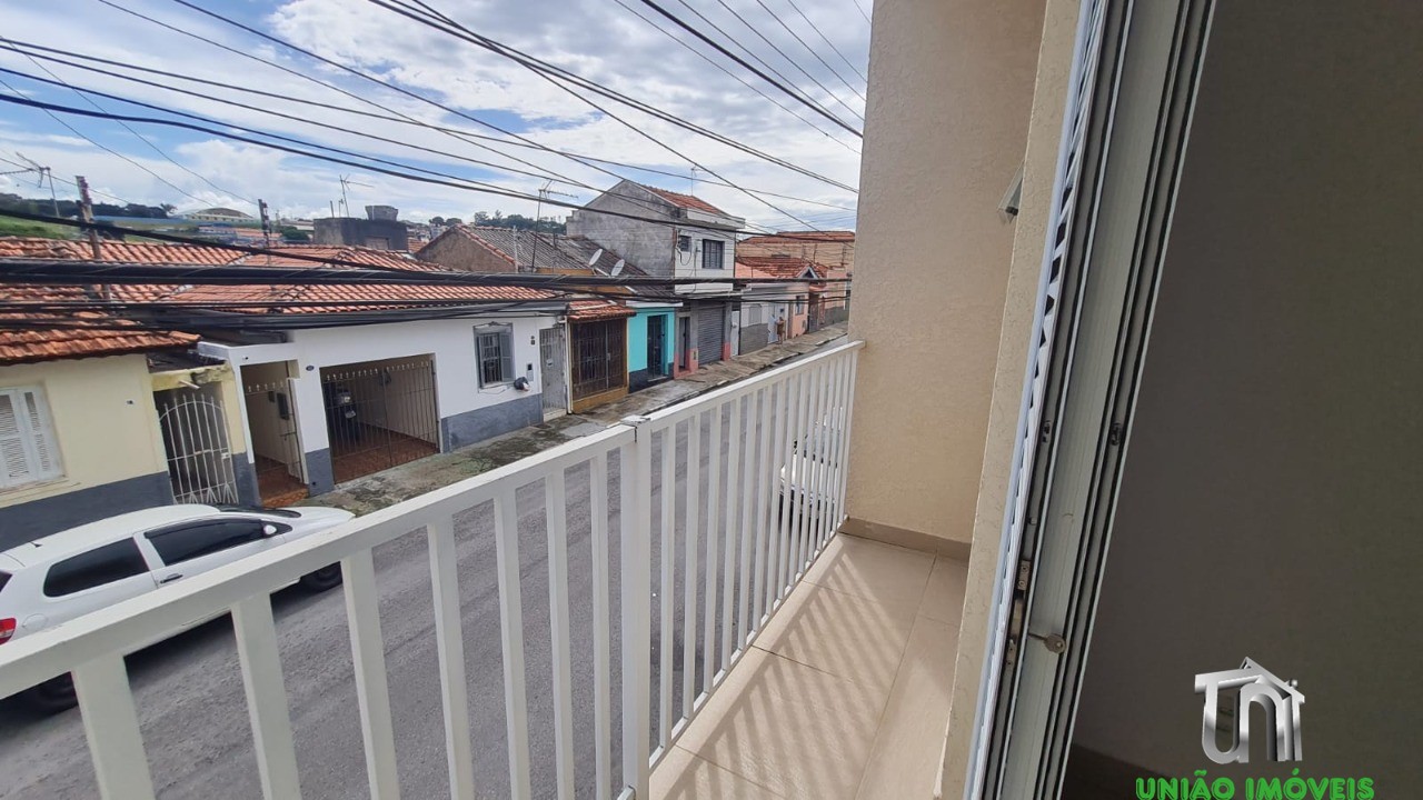 Aluguel de Casa em Bragança Paulista-SP, Bairro Aparecida: 2 Quartos, 1 Suíte, 1 Sala, 2 Banheiros, 1 Vaga, 132,65m².