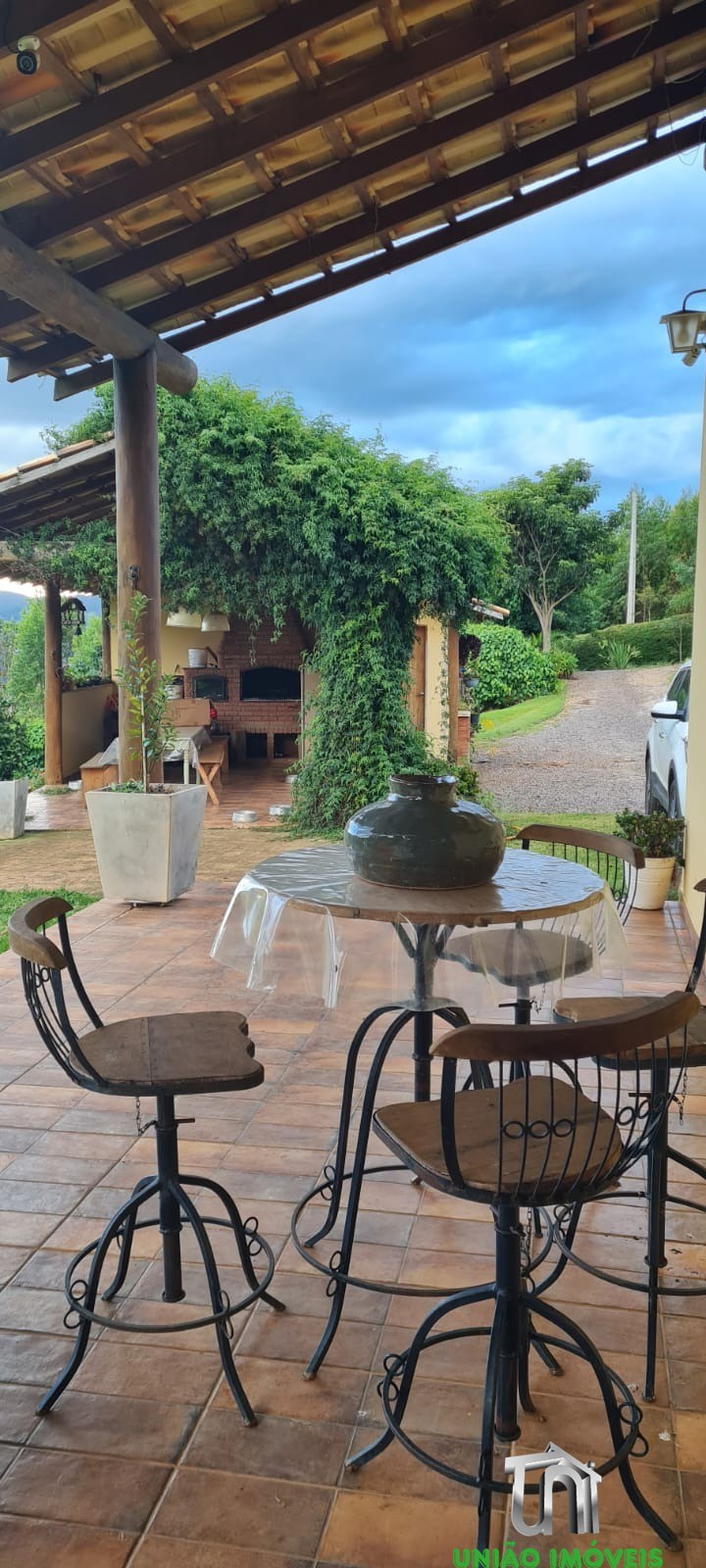 Sítio harmonia: casa de luxo com vista para serra da mantiqu