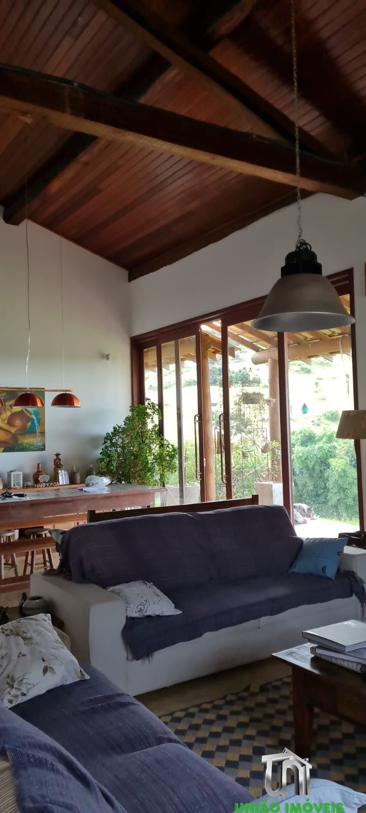 Sítio harmonia: casa de luxo com vista para serra da mantiqu