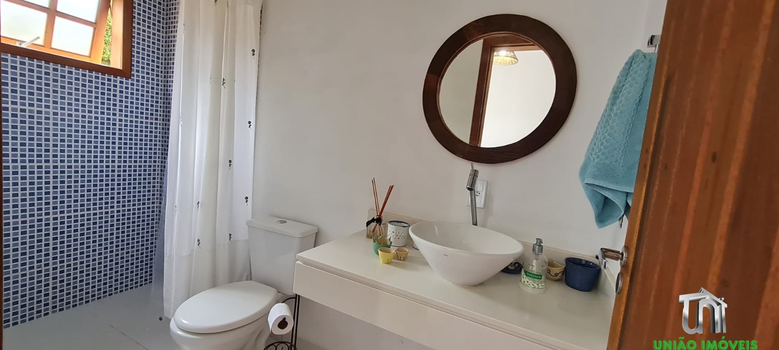 SÍTIO HARMONIA: Casa de Luxo com Vista para Serra da Mantiqueira, 3 Suítes e Espaço Gourmet - Pedra Bela-SP