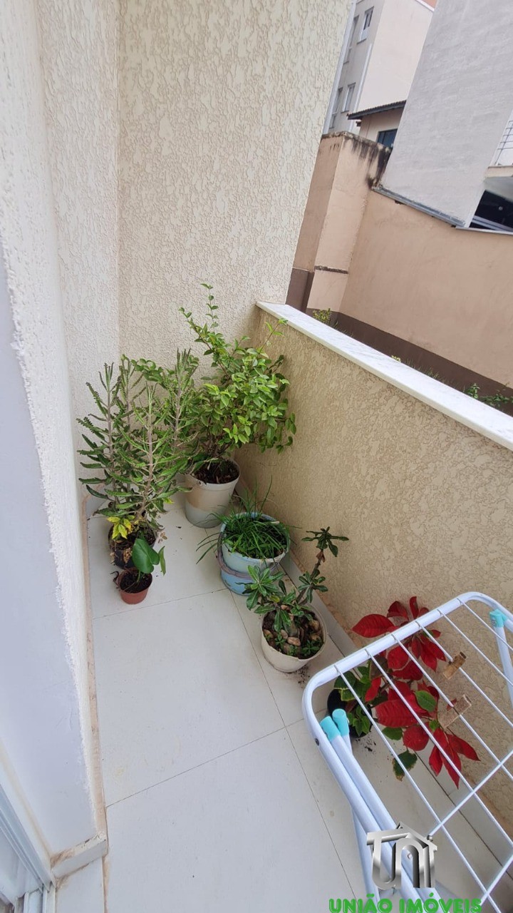 Apartamento exclusivo à venda: 2 quartos, 1 sala, 2 banheiro