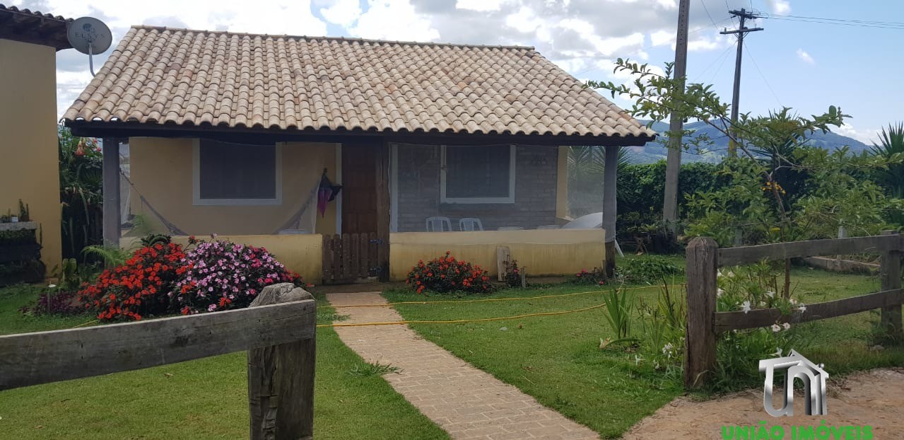 SÍTIO HARMONIA: Casa de Luxo com Vista para Serra da Mantiqueira, 3 Suítes e Espaço Gourmet - Pedra Bela-SP