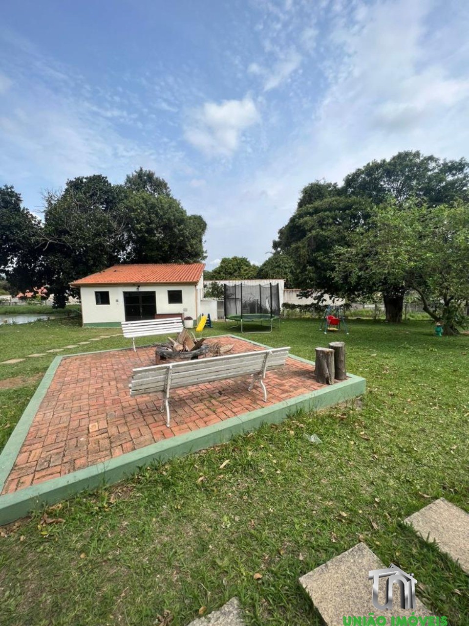 Chácara de Luxo à Venda em Bragança Paulista-SP, Bairro Guaripocaba dos Souzas: 5 Quartos, 2 Suítes, Piscina e Muito Mais!