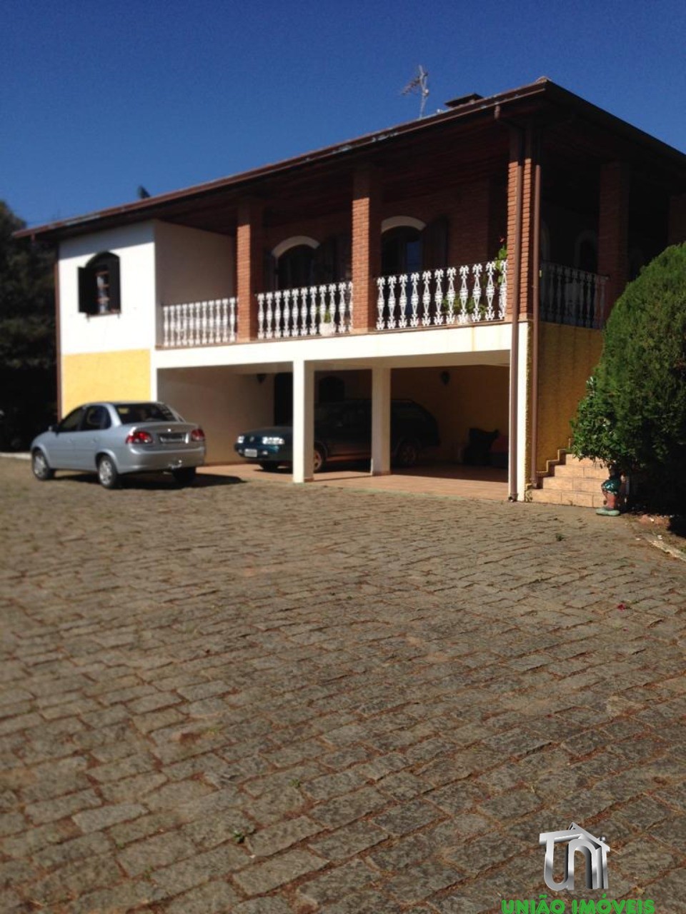 Chácara de Luxo à Venda em Bragança Paulista-SP, Bairro Guaripocaba dos Souzas: 5 Quartos, 2 Suítes, Piscina e Muito Mais!