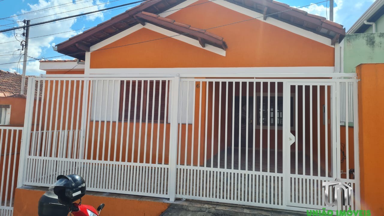 Casa, 3 quartos - Foto 1