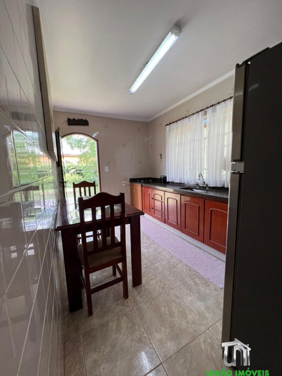 Chácara de Luxo à Venda em Bragança Paulista-SP, Bairro Guaripocaba dos Souzas: 5 Quartos, 2 Suítes, Piscina e Muito Mais!