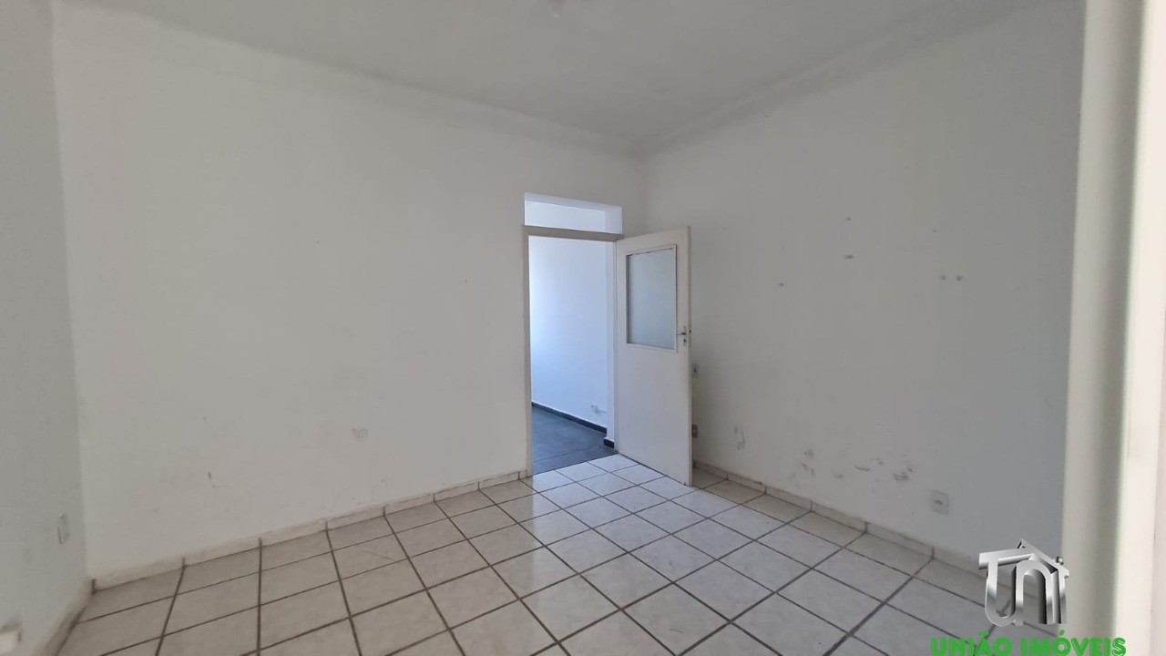 Ampla Sala Comercial para Locação no Centro de Bragança Paulista! Espaço Estratégico com 5 Salas e 2 Banheiros - foto 16