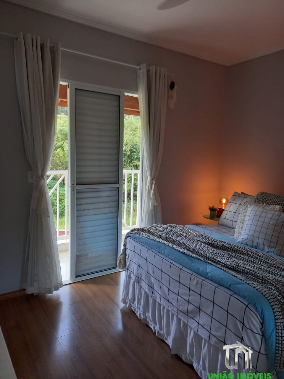 Casa residencial em condomínio