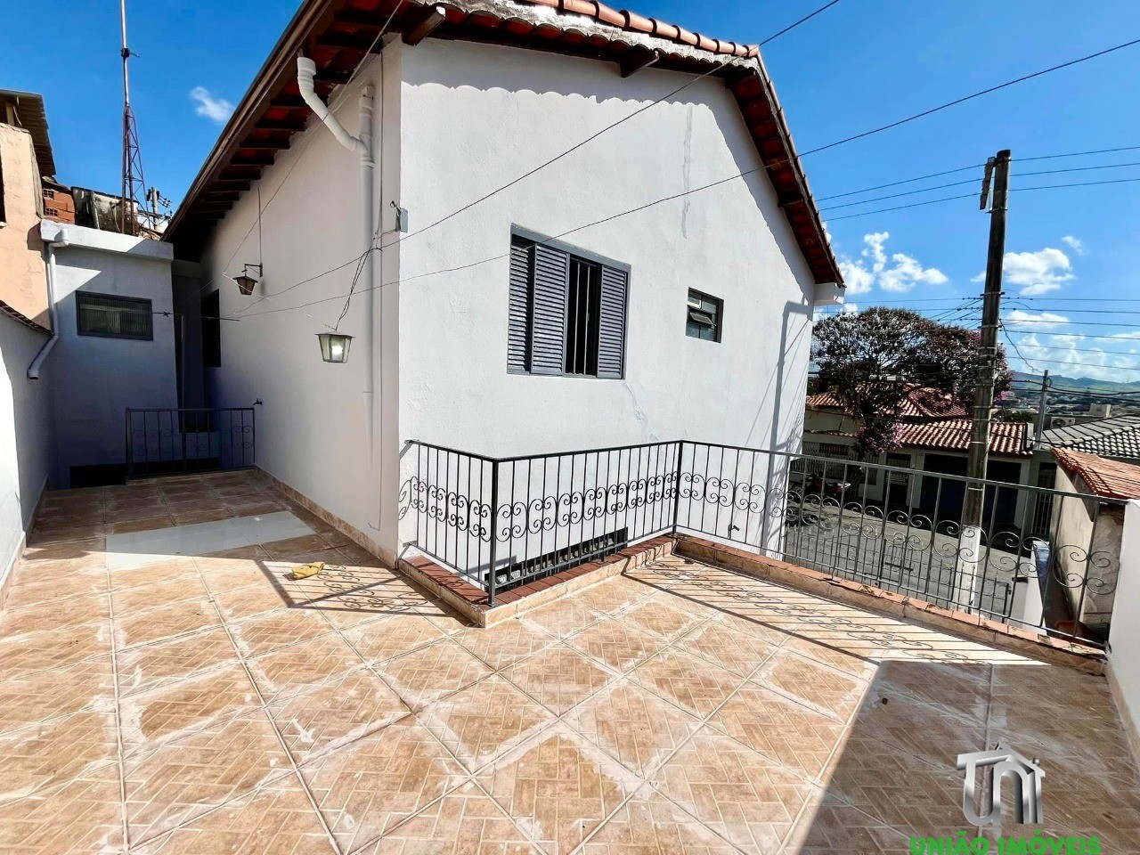 Casa à Venda na Vila Municipal em Bragança Paulista-SP: 4 Quartos, 1 Suíte, 2 Salas, 3 Banheiros, 2 Vagas - 200m². Aproveite!