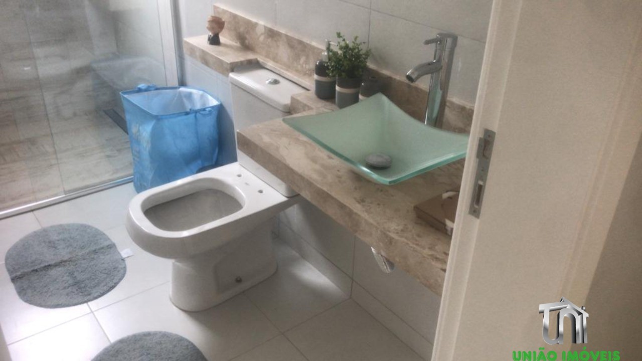 Imperdível: Casa à venda em Bragança Paulista-SP, Condomínio Villa Real de Bragança! 3 quartos, 1 suíte, 3 salas, 3 banheiros, 4 vagas, 190m².