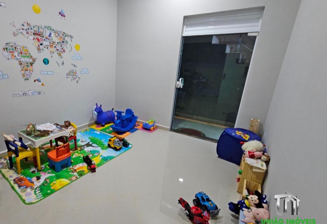 Imperdível: Casa à venda em Bragança Paulista-SP, Condomínio Villa Real de Bragança! 3 quartos, 1 suíte, 3 salas, 3 banheiros, 4 vagas, 190m².