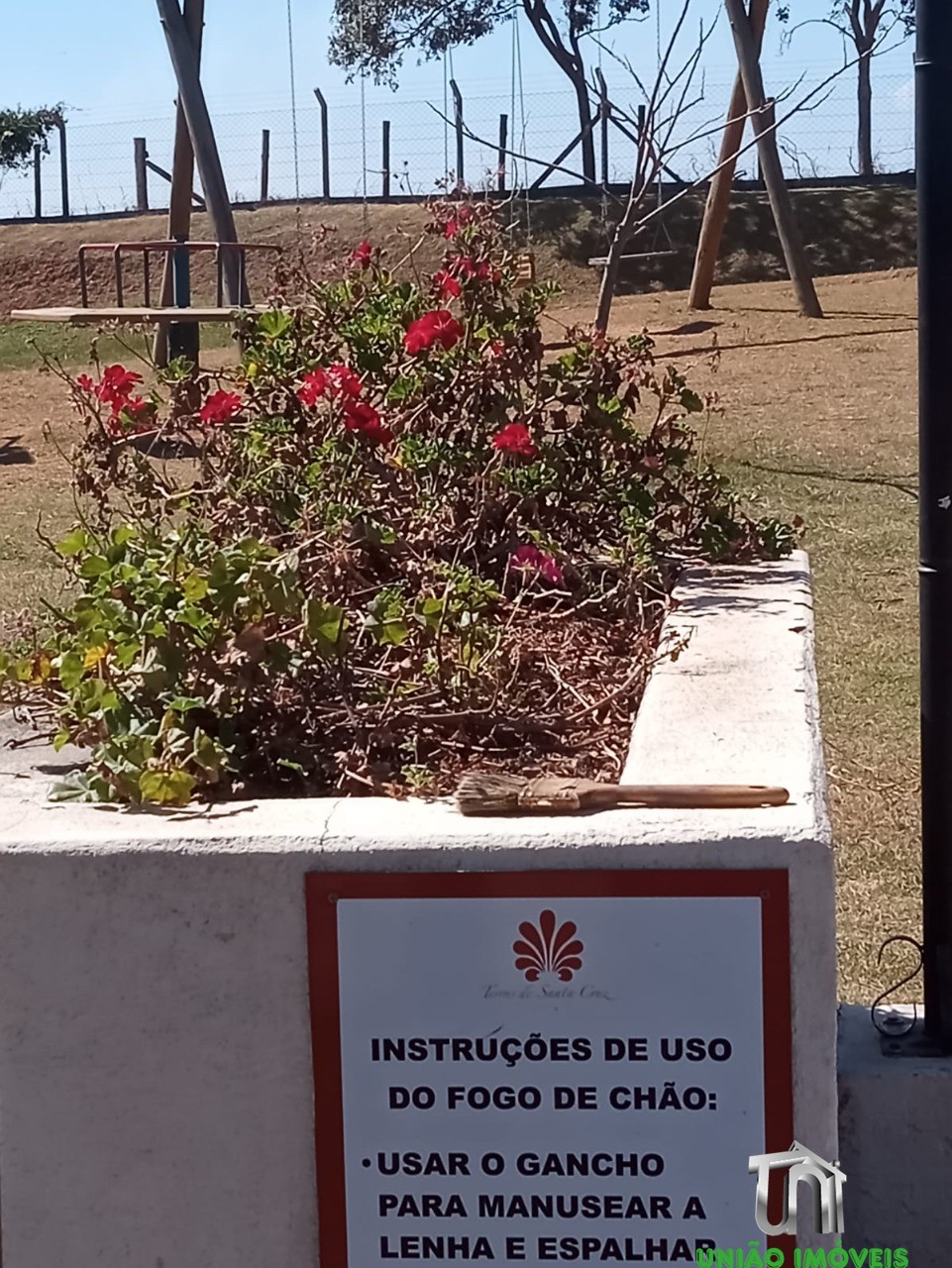 Terreno à venda em Bragança Paulista-SP, Bairro Campo Novo: 600,17 m² no Condomínio Terras de Santa Cruz com infraestrutura completa!