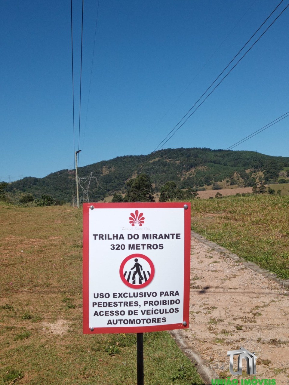 Terreno à venda em Bragança Paulista-SP, Bairro Campo Novo: 600,17 m² no Condomínio Terras de Santa Cruz com infraestrutura completa!