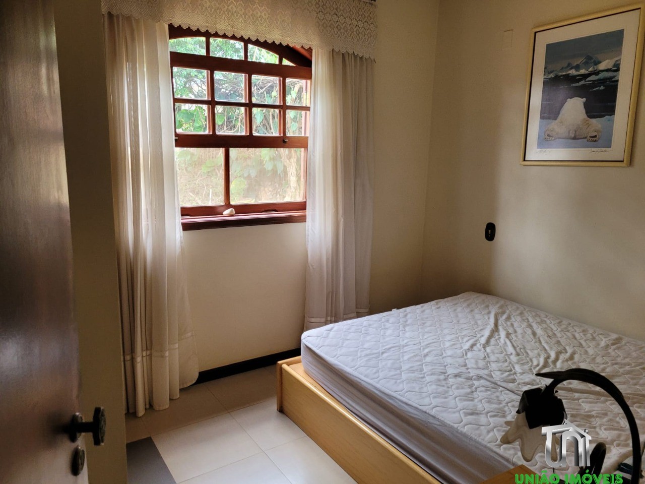 Casa de luxo à venda em bragança paulista-sp, recanto amapol