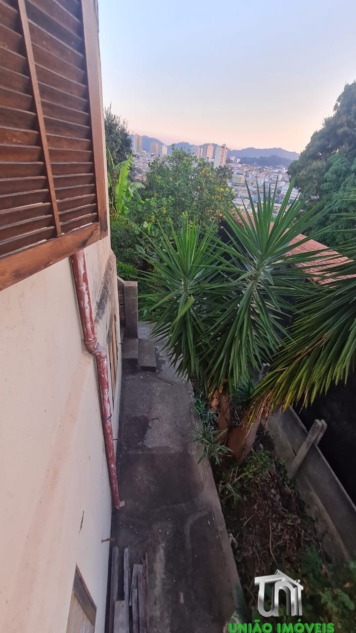Casa à Venda na Vila Municipal: 3 Quartos, 2 Banheiros, 90m² - Oportunidade Imperdível em Bragança Paulista!