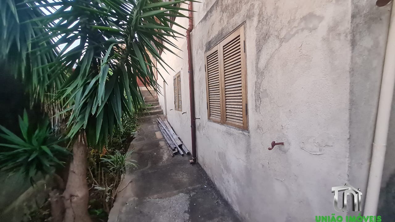Casa à Venda na Vila Municipal: 3 Quartos, 2 Banheiros, 90m² - Oportunidade Imperdível em Bragança Paulista!