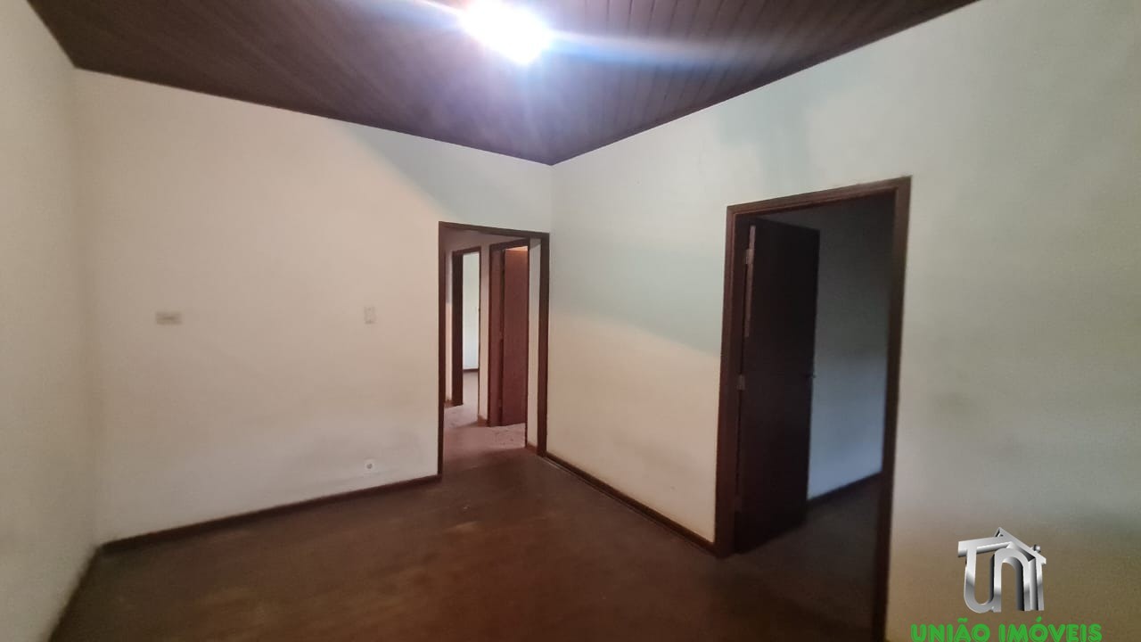 Casa à venda na vila municipal: 3 quartos, 2 banheiros, 90m²
